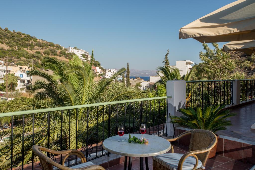 Neos Ikaros Hotell Agia Galini Eksteriør bilde